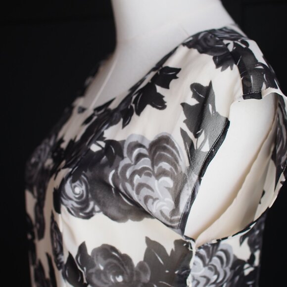 Jacob | Cap Sleeve Floral Dress - Picture 4 of 7